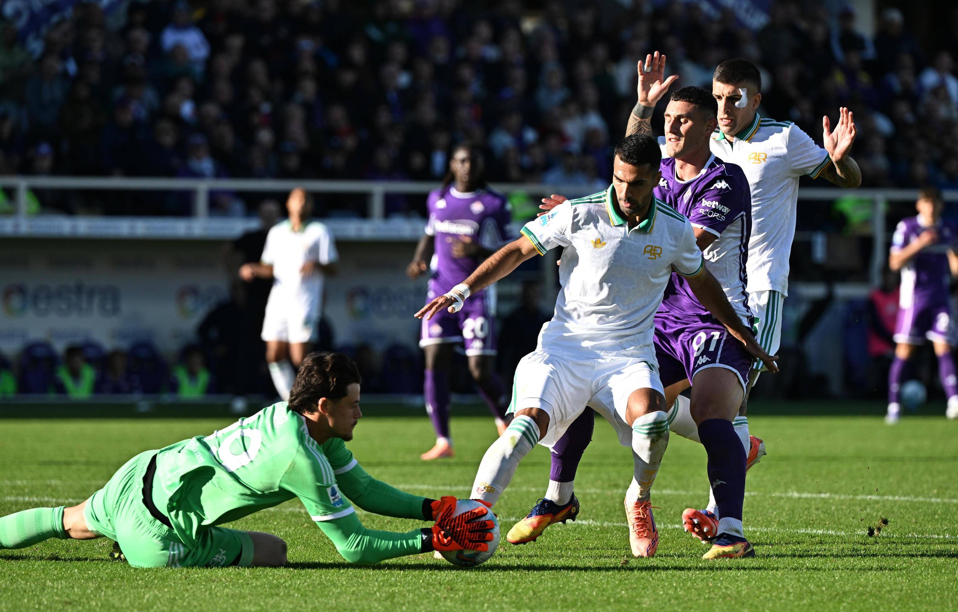 荷甲关键时刻走向成谜,尤文图斯造点机会,气氛紧张,控场能力受关注(安向暖激荡原文) 荷甲关键时刻走向成谜,尤文图斯造点机会,气氛紧张,控场能力受关注(安向暖激荡原文)
